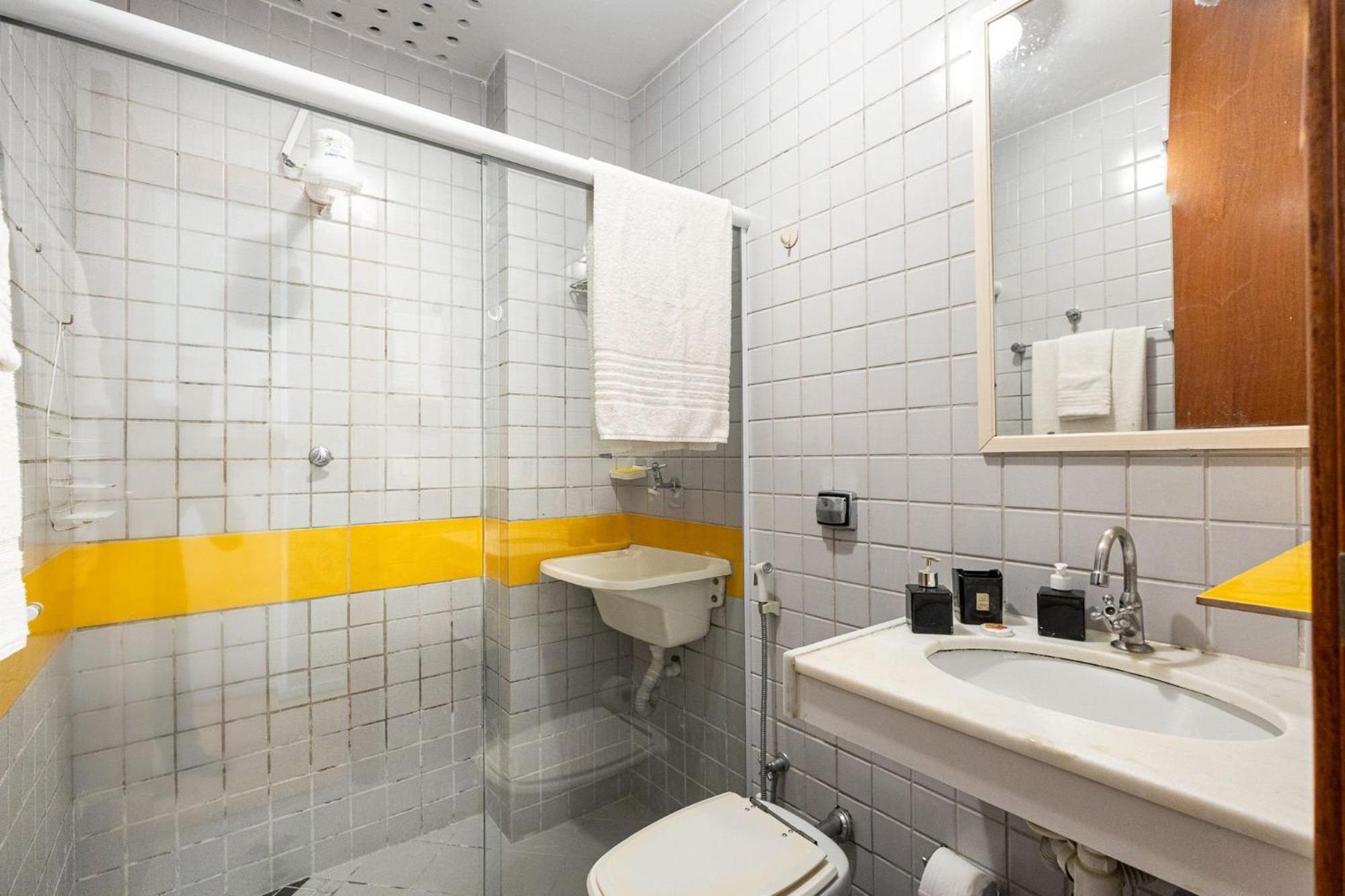 Apartamento Copacabana 200M Da Praia - Wifi Gratis - Cp5 Рио-де-Жанейро Экстерьер фото
